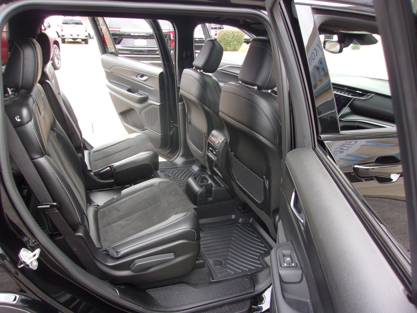 2024 Jeep Grand Cherokee L Altitude X 4x4