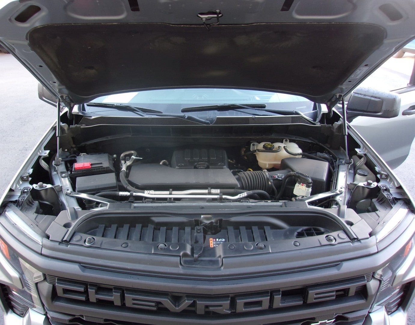 2024 Chevrolet Silverado 1500 Custom