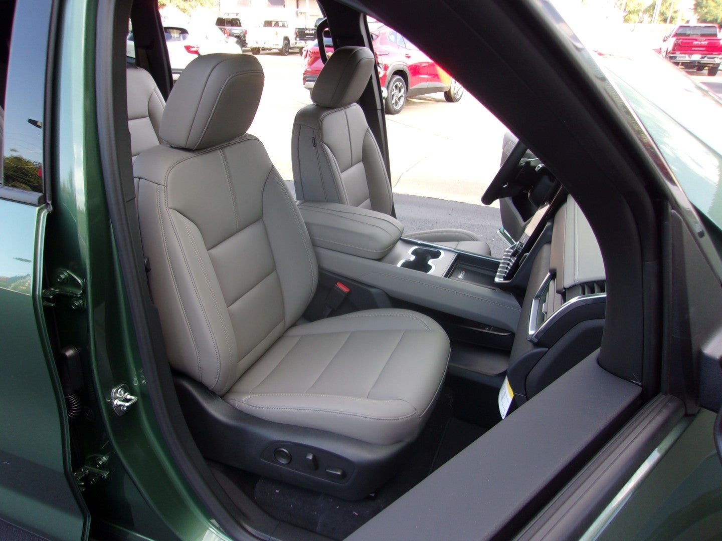 2027 GMC Acadia Elevation