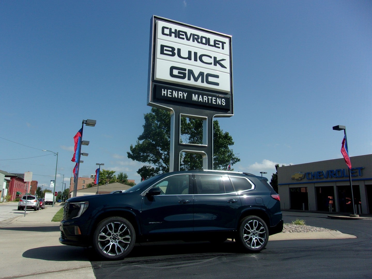 2027 GMC Acadia Denali Ultimate