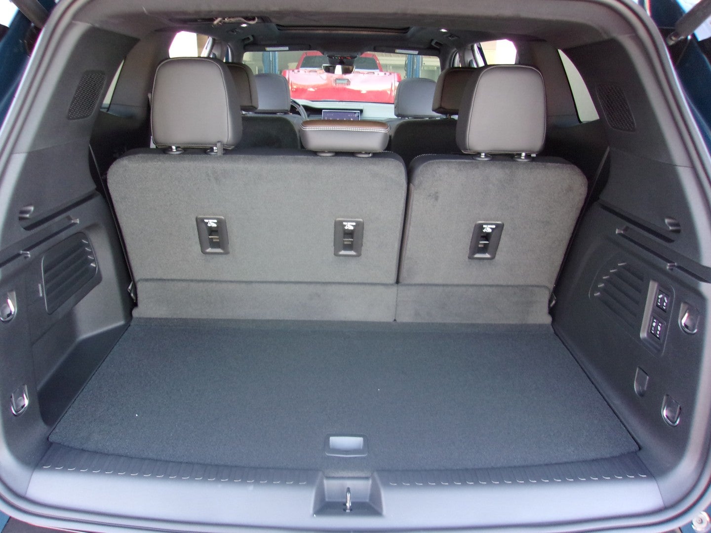 2027 GMC Acadia Denali Ultimate