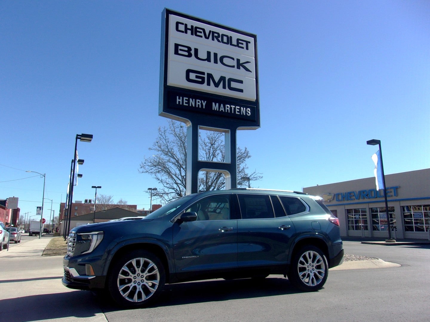 2026 GMC Acadia Denali