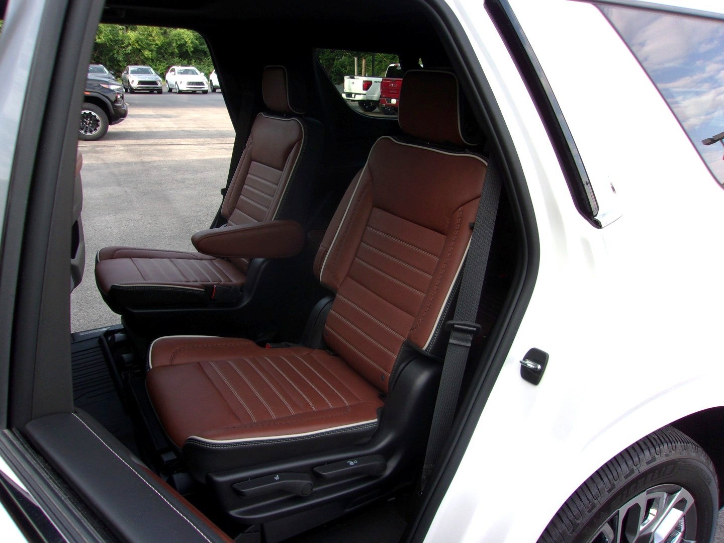 2023 GMC Yukon Denali Ultimate