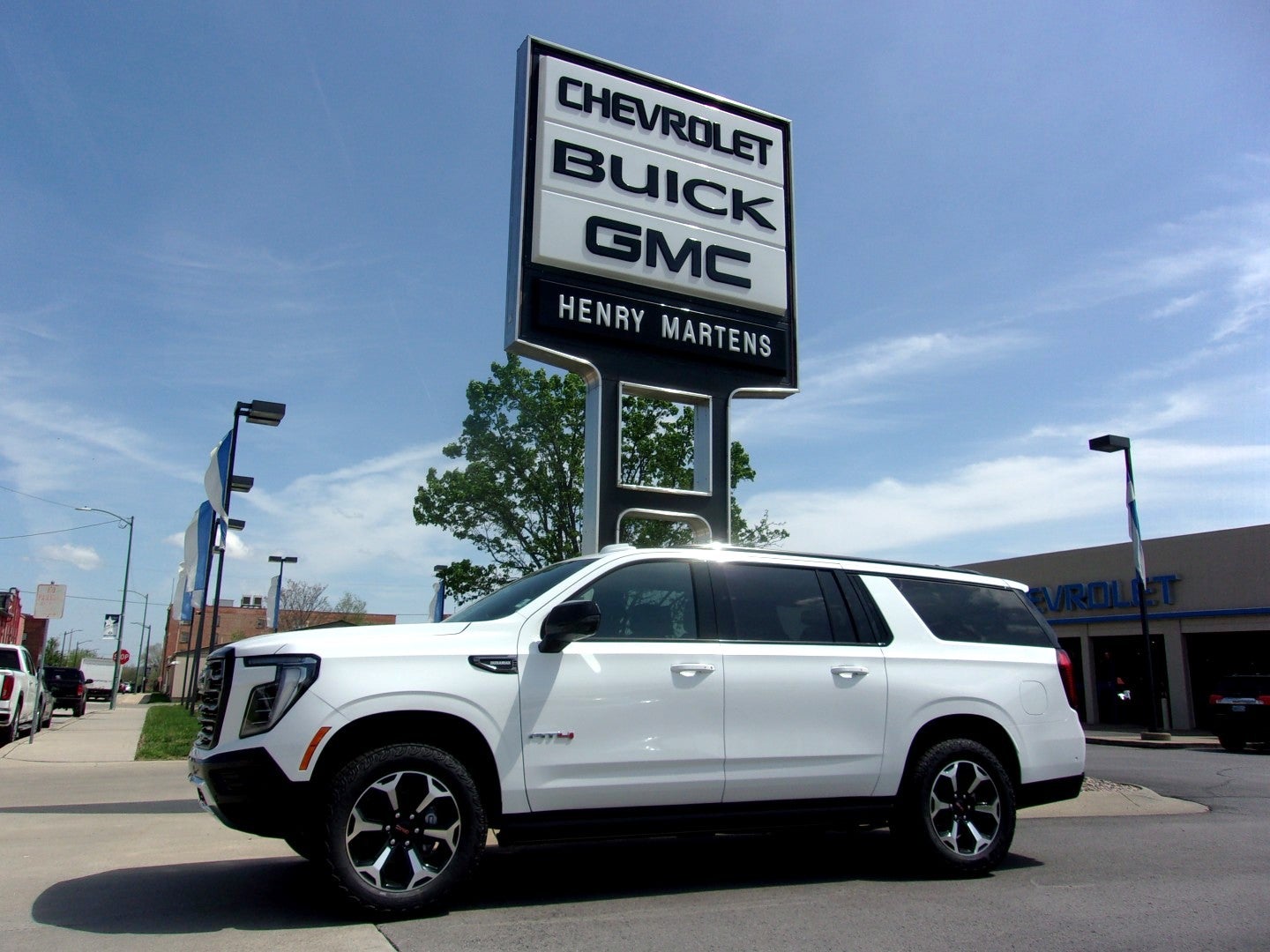 2026 GMC Yukon XL AT4