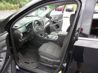 2021 Chevrolet Traverse LT Cloth