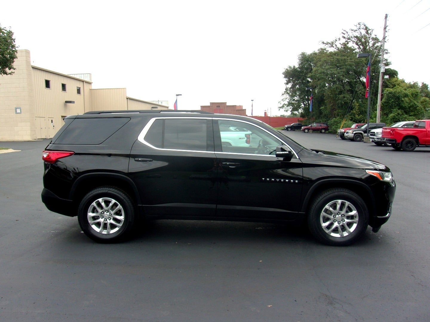 2021 Chevrolet Traverse LT Cloth