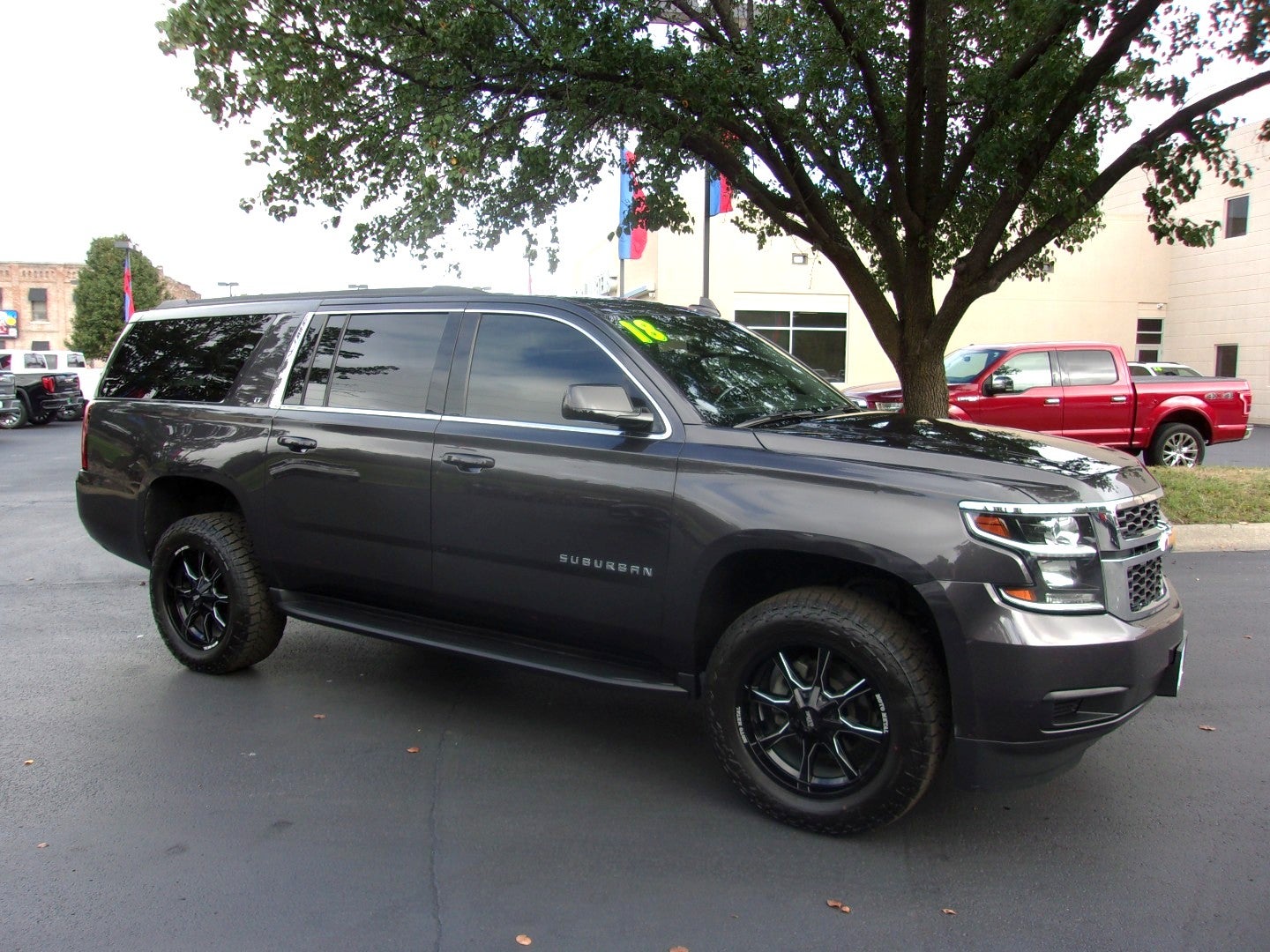2018 Chevrolet Suburban LT