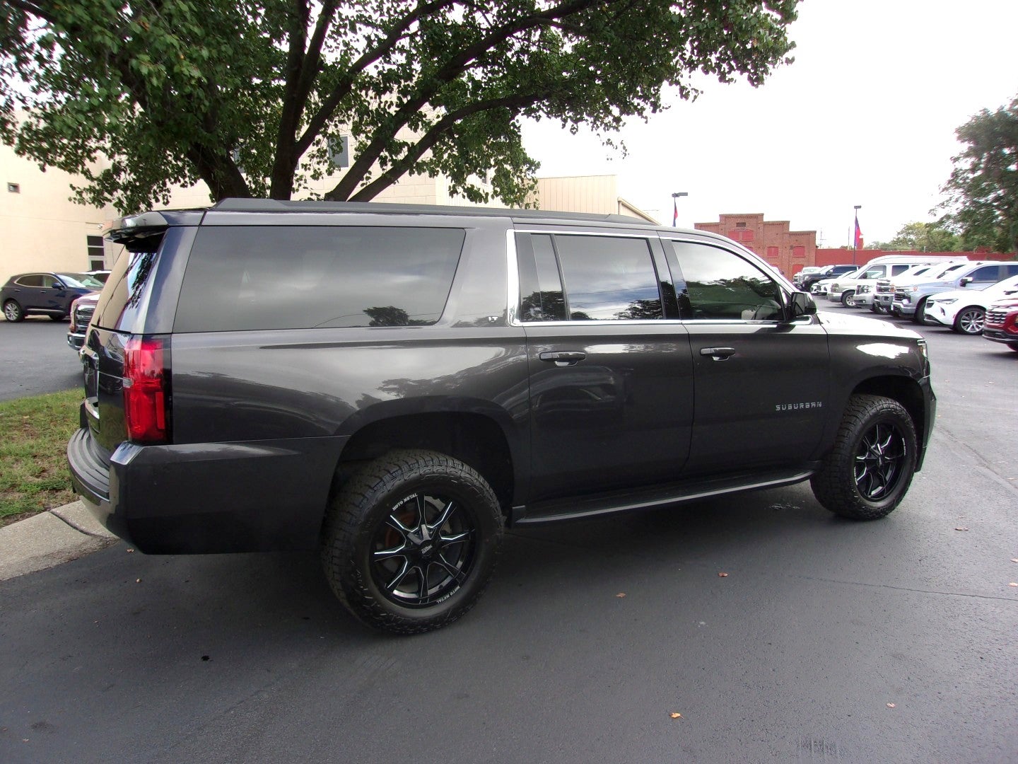 2018 Chevrolet Suburban LT