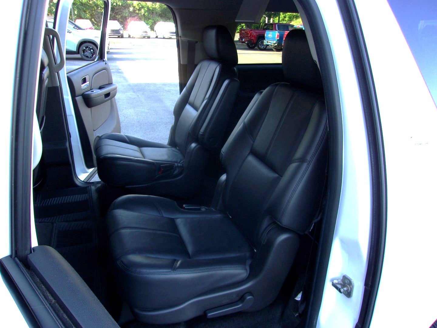 2014 Chevrolet Suburban LT