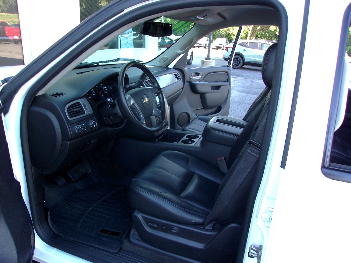 2014 Chevrolet Suburban LT