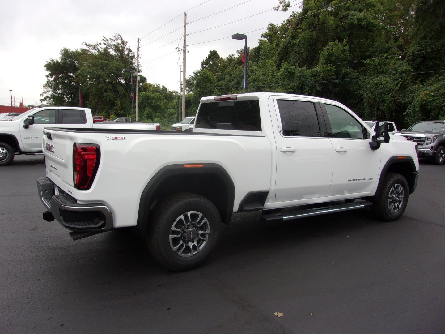 2026 GMC Sierra 2500 HD SLE