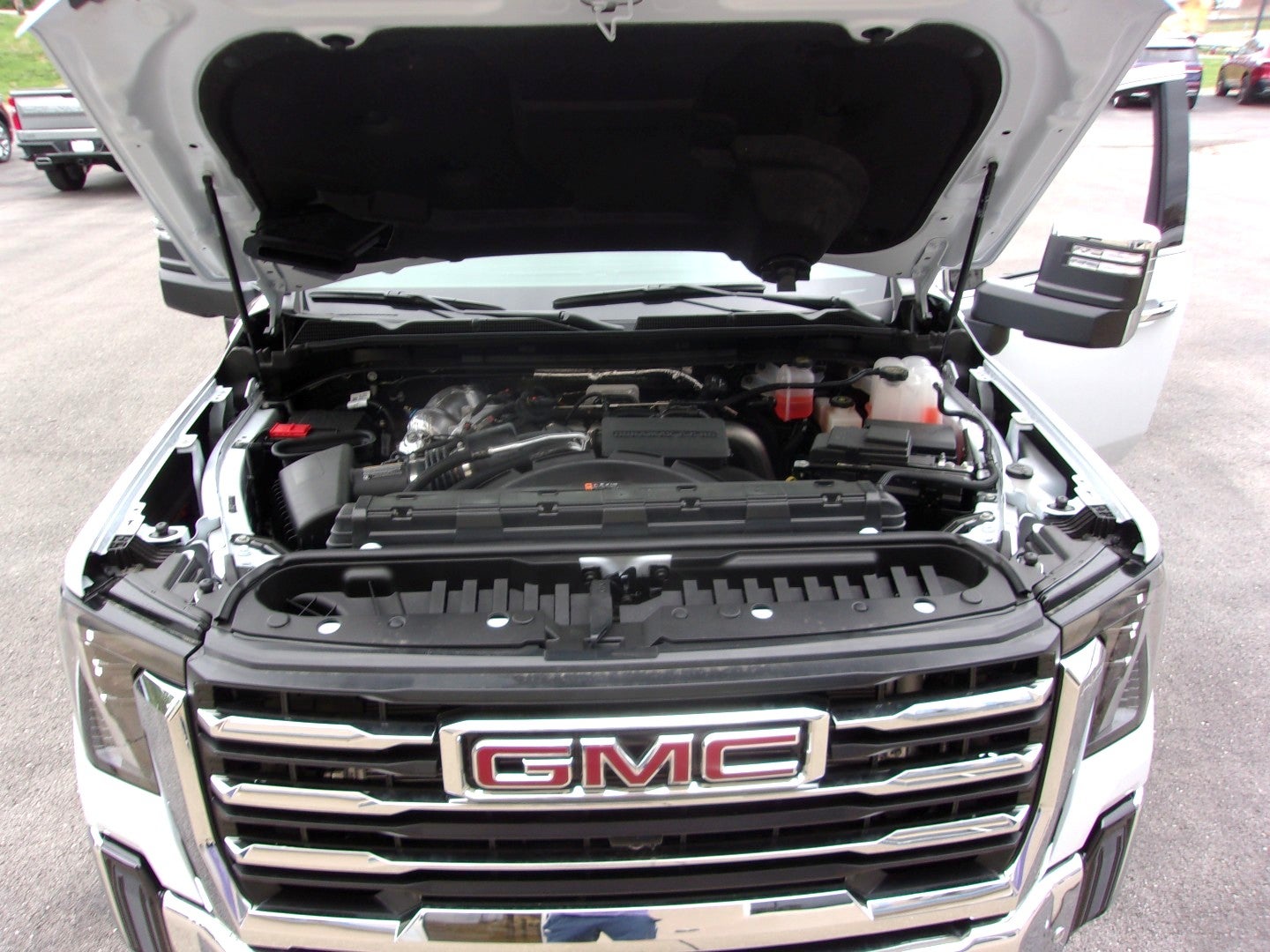 2026 GMC Sierra 2500 HD SLT