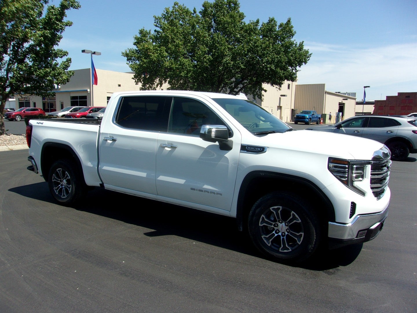 2026 GMC Sierra 1500 SLT