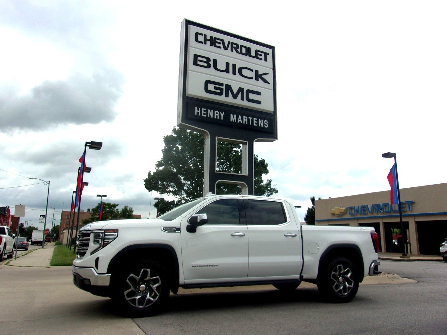 2022 GMC Sierra 1500 SLT