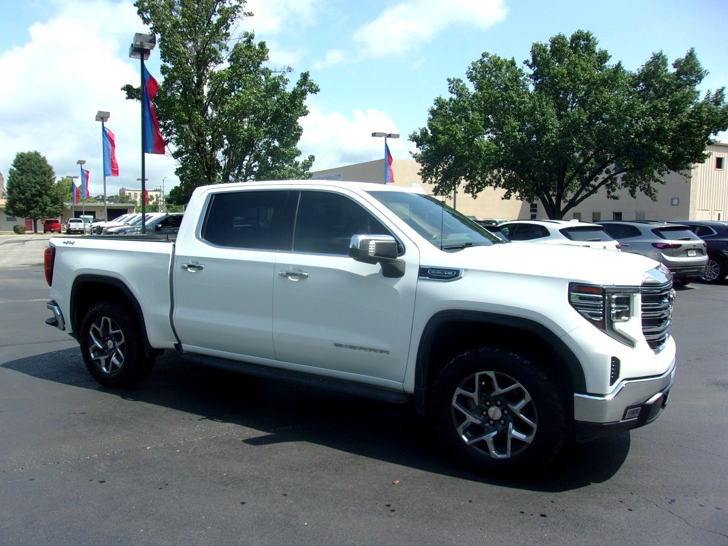 2022 GMC Sierra 1500 SLT