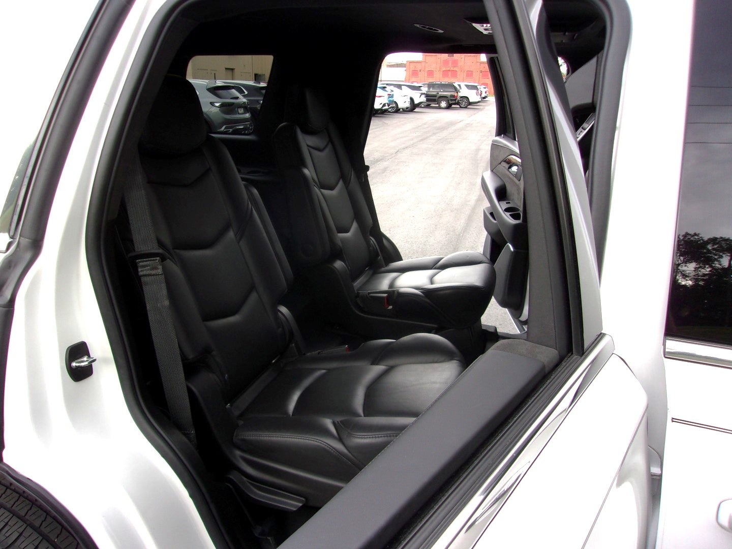 2019 Cadillac Escalade Platinum
