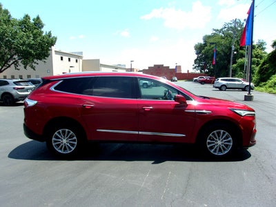 2022 Buick Enclave Essence