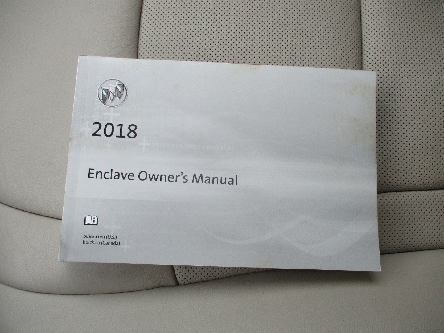 2018 Buick Enclave Essence