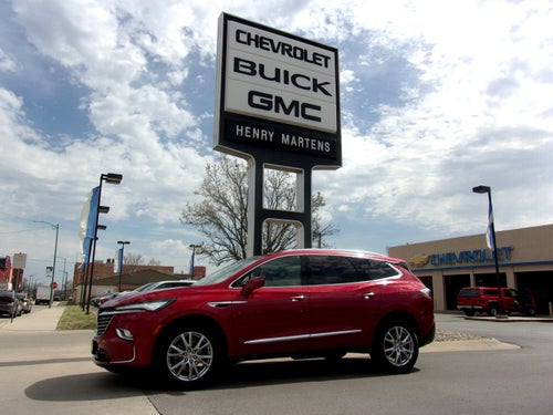 2023 Buick Enclave Essence