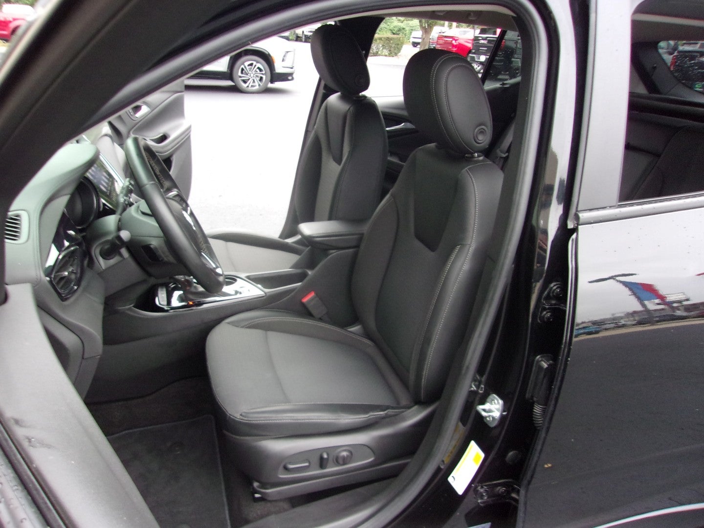 2022 Buick Encore GX Select