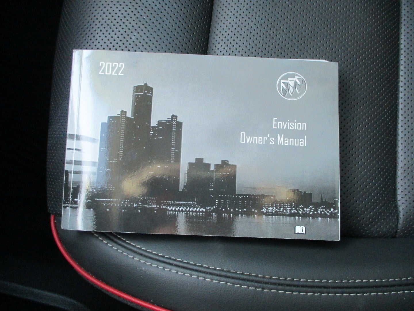 2022 Buick Envision Essence