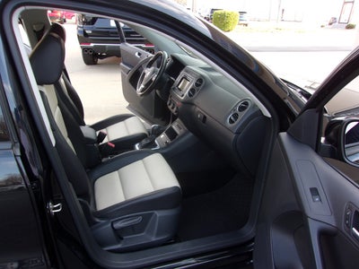 2016 Volkswagen Tiguan S